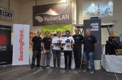 44.VulkanLAN_20171029_1455_32 _DSC_1082_1280px