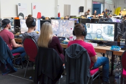 48.VulkanLAN_20191025_1652_54 _vulkanlan-2019-11_1440px