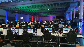 VulkanLAN_20221028_175144_(c)tominator_