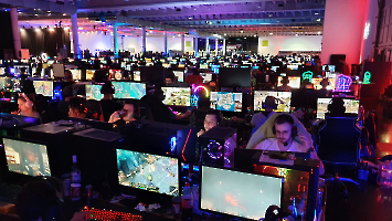 VulkanLAN_20221029_181014_(c)tominator_