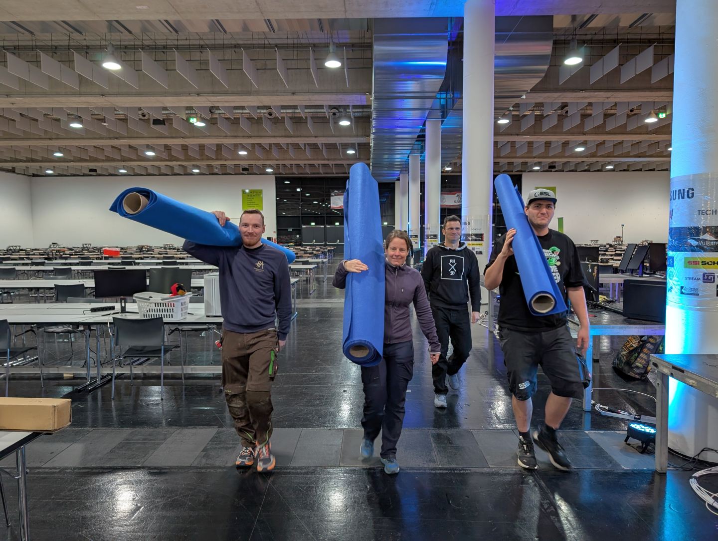 58VulkanLAN Aufbau T3 PXL 20251023 103042436 1440px